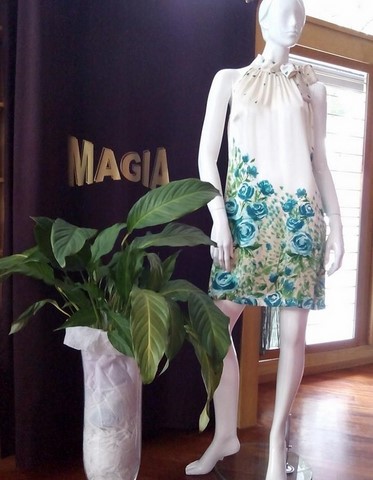 MAGIA Abbigliamento Corso Corsica 1 Torino Tel. 335 6947645